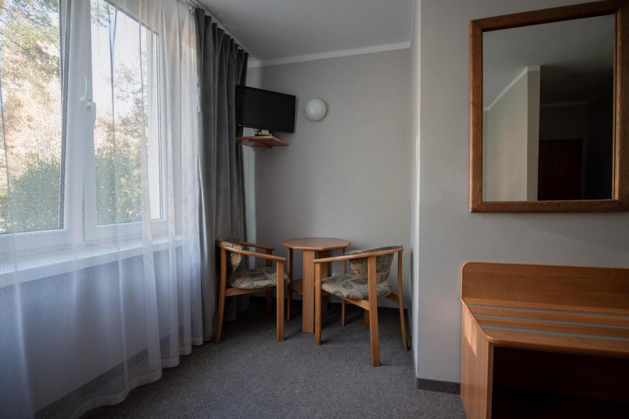Hotel Felix Краков Экстерьер фото
