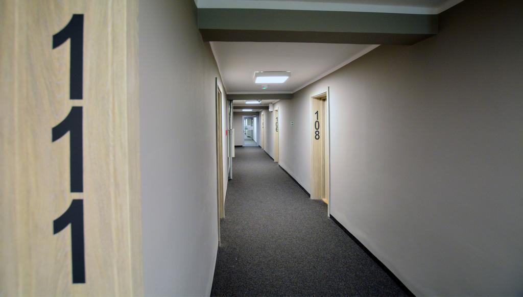 Hotel Felix Краков Экстерьер фото