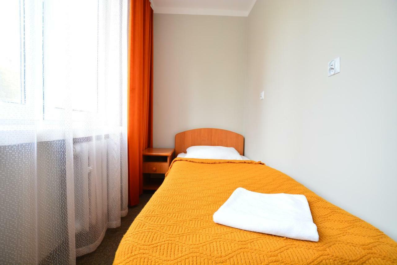 Hotel Felix Краков Экстерьер фото